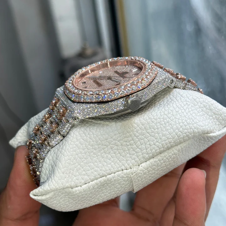 Moissanite_AP_Audemars_Piguet_RoyalOak_Dual_Tone_Diamond_Watch_Side