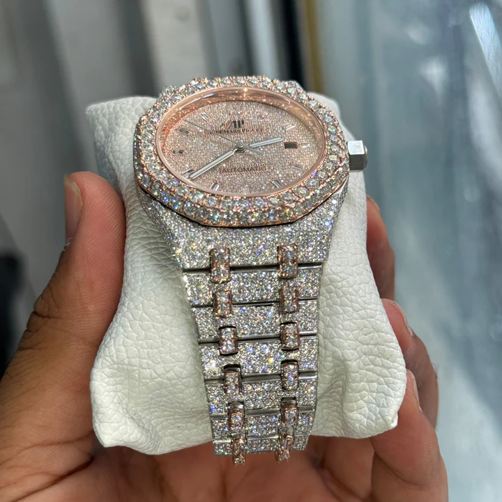 Moissanite_AP_Audemars_Piguet_RoyalOak_Dual_Tone_Diamond_Watch_up